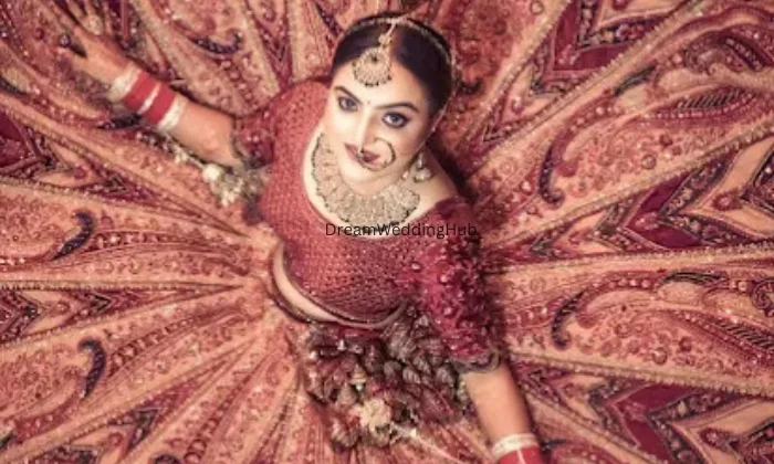 Make A beauty parlor